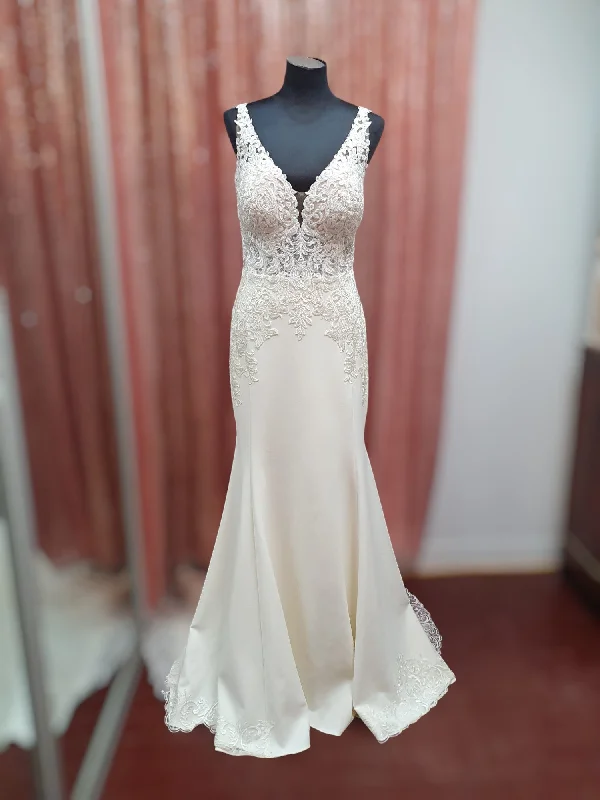 Essense of Australia Rowen Gown Floral Wedding Gown