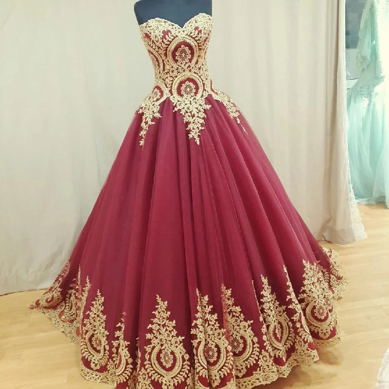 Wine Red Tulle Ball Gowns Wedding Dresses Gold Lace Appliques Floral Lace Wedding