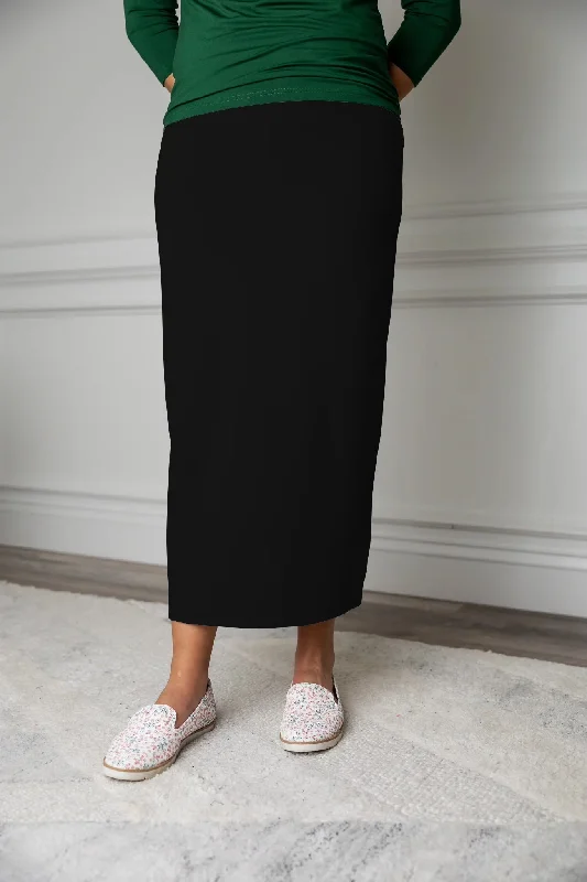 Nuggles Classic Skirt 34" High-waisted unclassified skirts