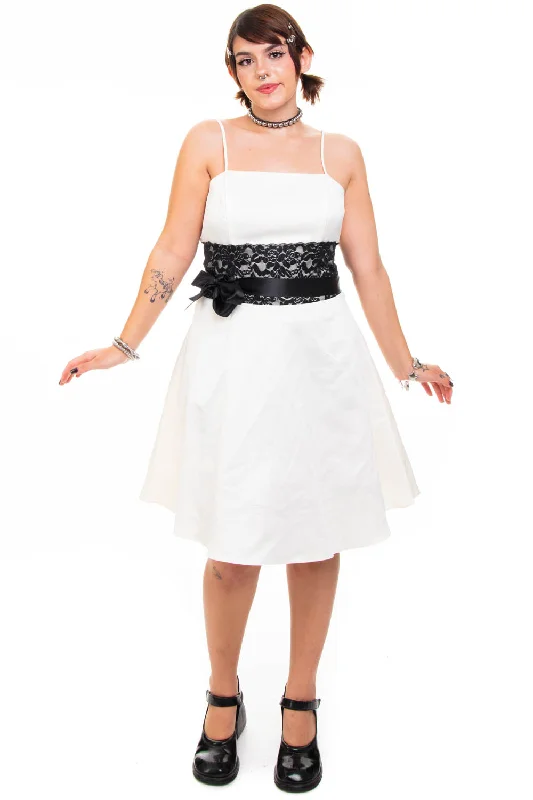 Vintage 90's Star B&W Lace Dress - L Vintage Lace Dress