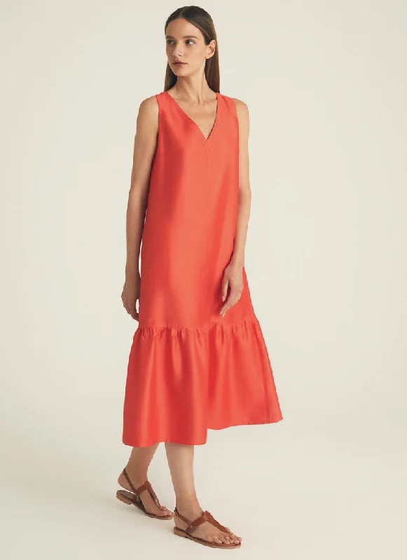 V-Neck Sleeveless Midi Dress with Flounce Hem Trendy Midi Look